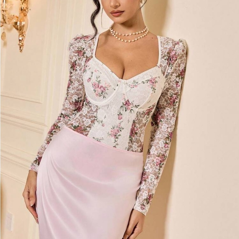 ULTRA FEMME Floral Lace Wired Bustier Bodysuit in White and Pink SMALL - Picture 2 of 7